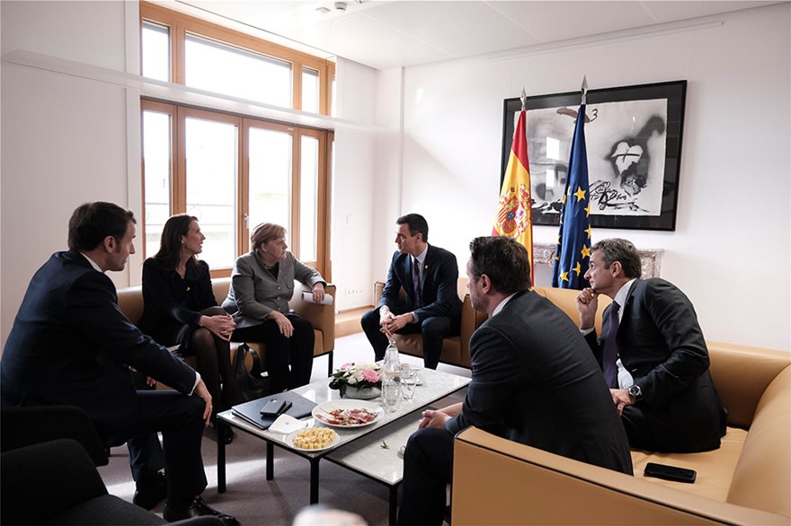 Photo-21-2-20_-14-27-52